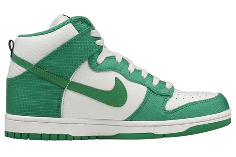 groen schoen nike|nike green shoes.